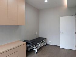 Mount Elizabeth Novena Hospital (D12), Retail #587099331